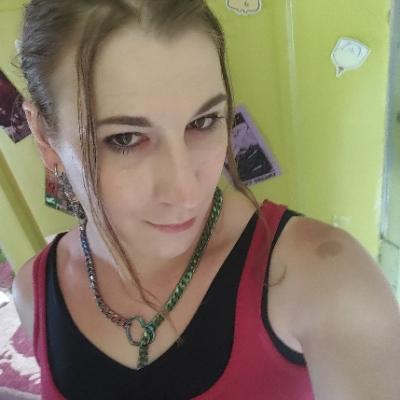 melsbells@tenforward.social